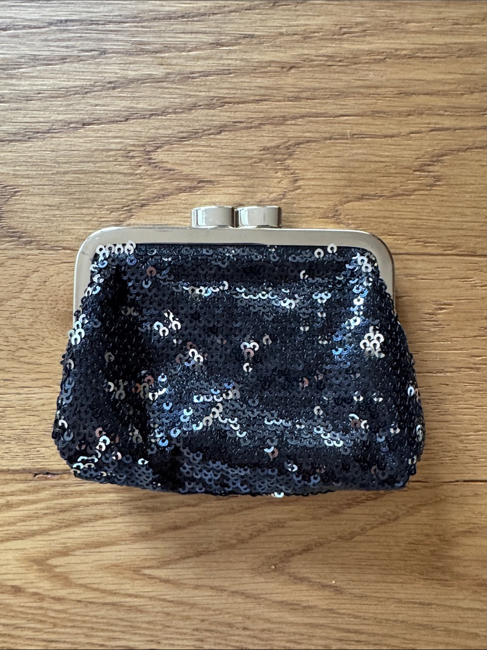 Victoria’s Secret sequined case / coin purse
